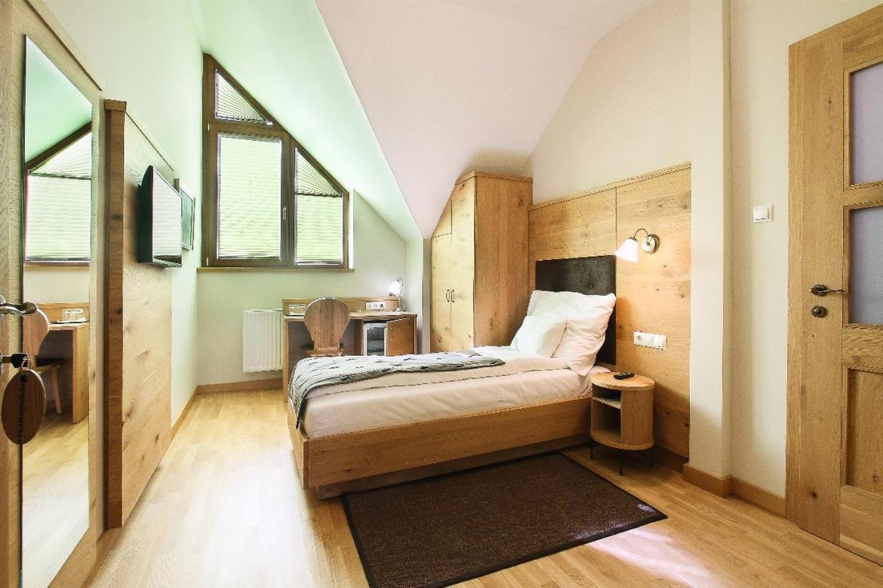 Hodoseri Vadaszhaz Bakonyszentlaszlo Exterior photo